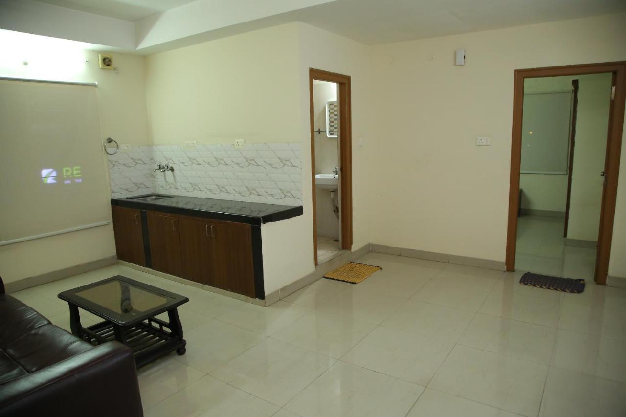 Skyview Suites Hyderabad Exterior foto