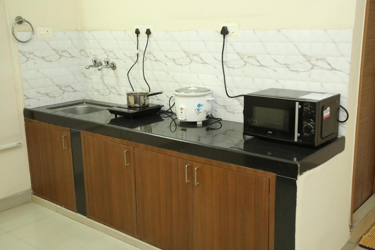 Skyview Suites Hyderabad Exterior foto