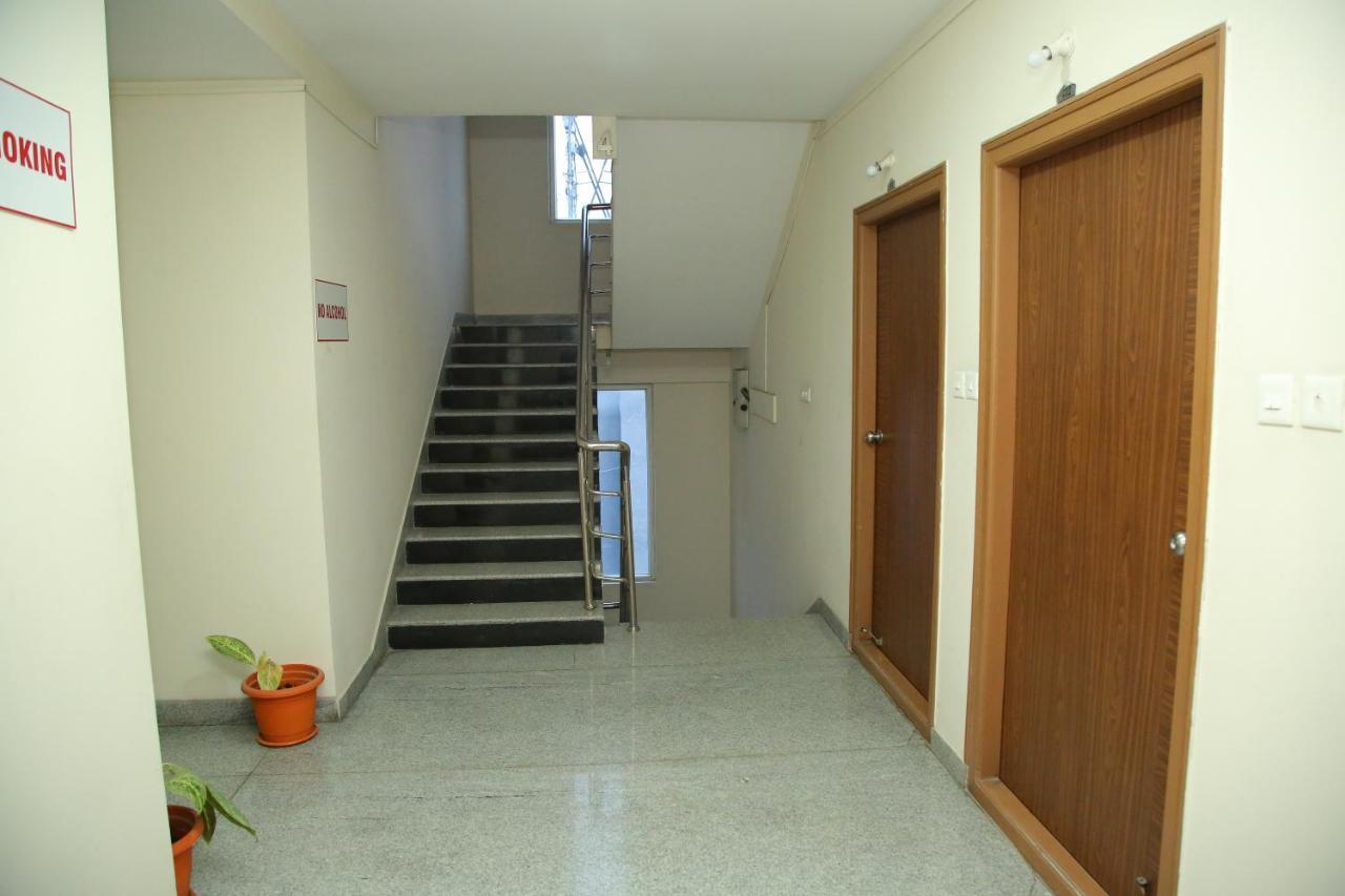 Skyview Suites Hyderabad Exterior foto